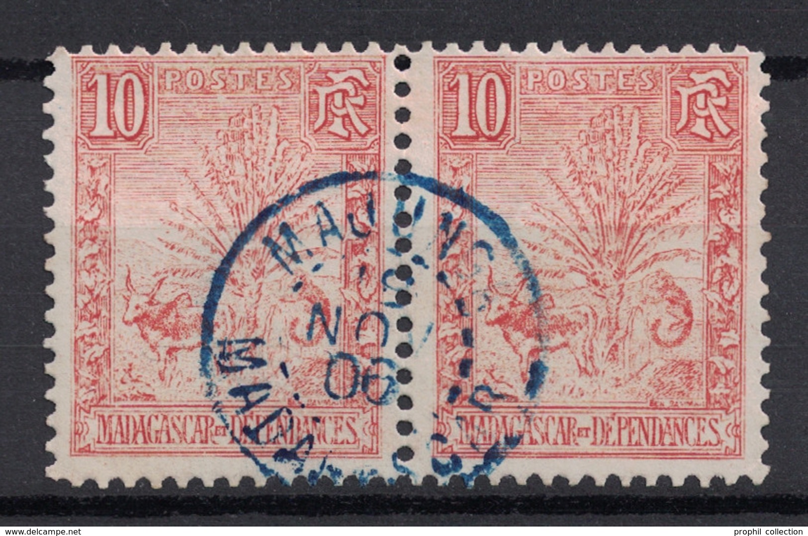 BELLE OBLITÉRATION CAD BLEU " MAJUNGA / MADAGASCAR " 1906 SUR TB PAIRE TIMBRE N° 67 (TYPE ZEBU ARBRE VOYAGEUR) - Used Stamps