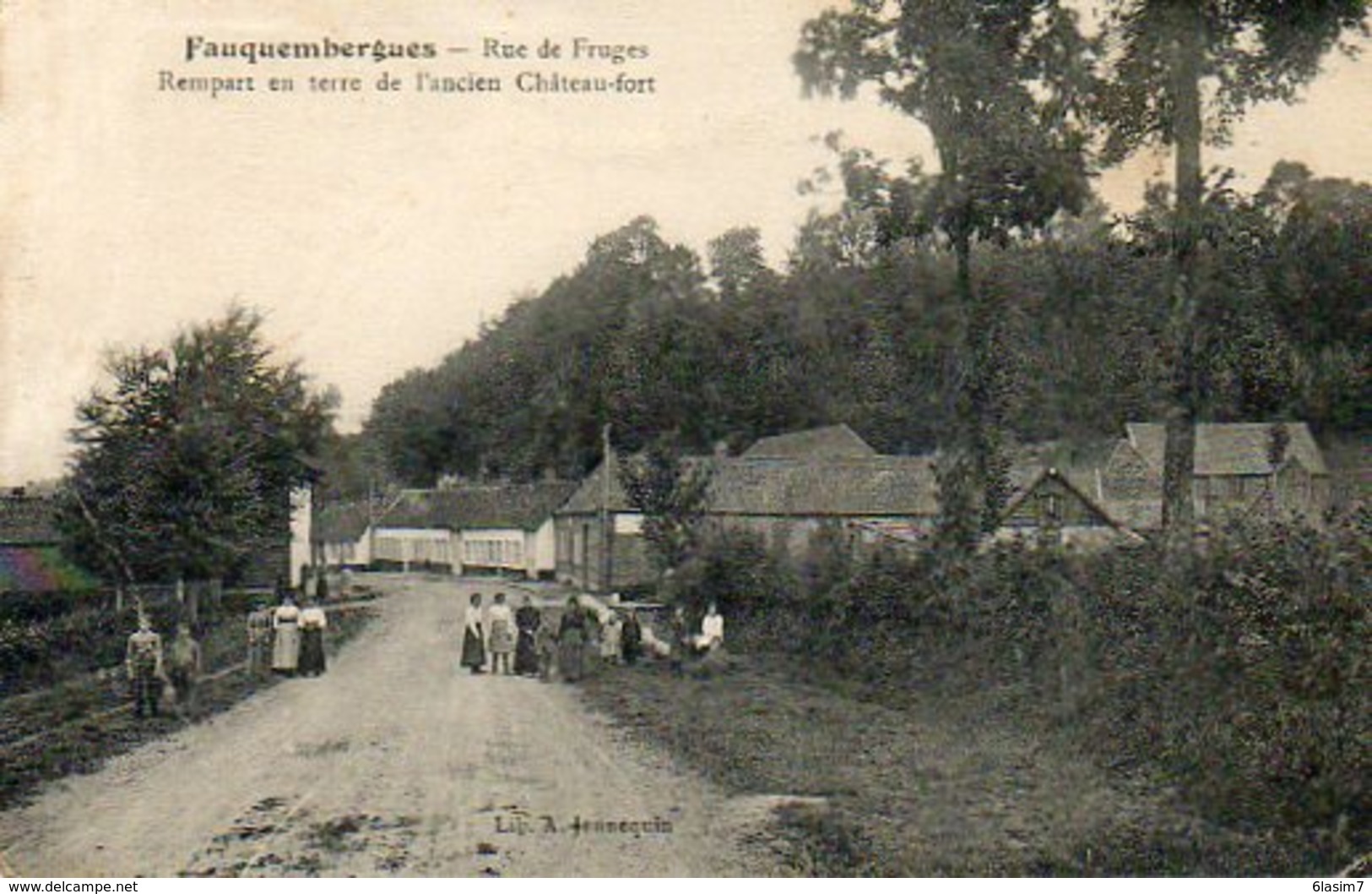 CPA - FAUQUEMBERGUES (62) - Aspect De La Rue De Fruges Et Du Rempart En Terre De L'ancien Château-Fort En 1905 - Fauquembergues