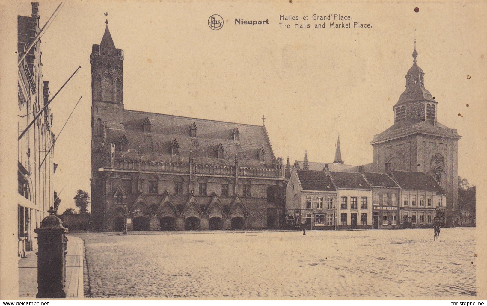 Nieuwport, Nieuport, Halles Et Grand Place (pk34619) - Nieuwpoort