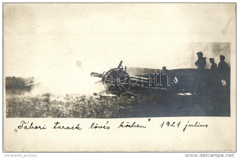 ** T2 1921 T&aacute;bori Tarack L&ouml;v&eacute;s K&ouml;zben / Howitzer Cannon Firing, Photo - Non Classés