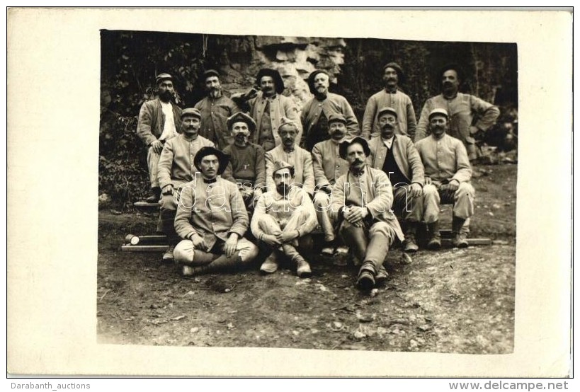 * T2/T3 WWI French Alpine Hunters, Group Photo (EK) - Zonder Classificatie