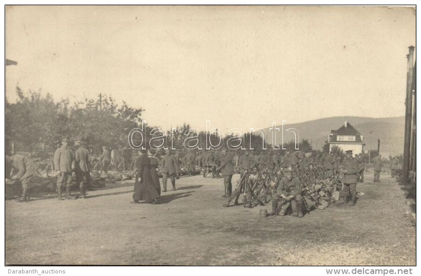 ** T2/T3 Unknown Location, World War I German Soldiers On Break, Photo (fl) - Zonder Classificatie