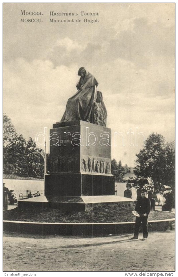 ** T2 Moscow, Moskau; Gogol Monument, Statue - Non Classés