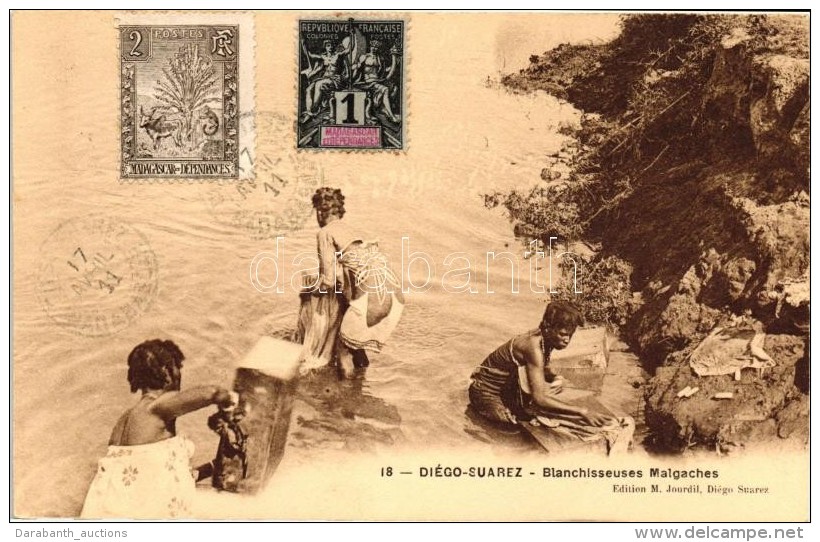 * T2 Antsiranana, Diego Suarez; Blanchisseuses Malgaches / Laundresses - Non Classés