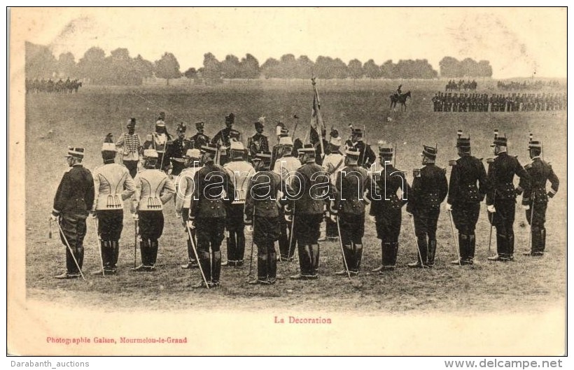 ** T1/T2 La D&eacute;coration / French Army, Military Parade - Zonder Classificatie