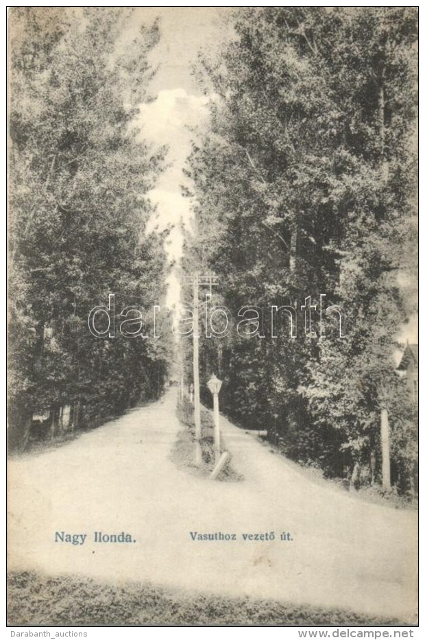 T2 Nagyilonda, Ileanda; Vas&uacute;thoz VezetÅ‘ &uacute;t / Street To The Railway Station - Non Classés