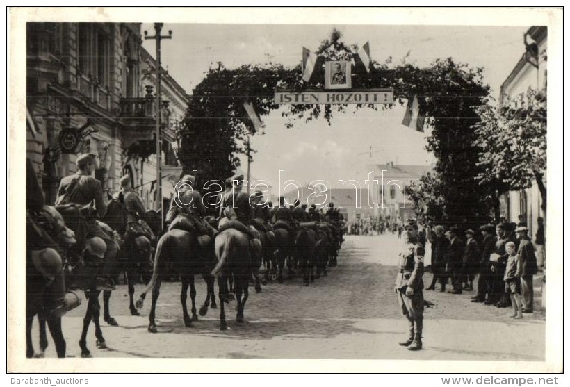 T2/T3 1940 D&eacute;s, Dej; Bevonul&aacute;s, D&iacute;szkapu / Entry Of The Hungarian Troops, Decorated Gate,... - Non Classés