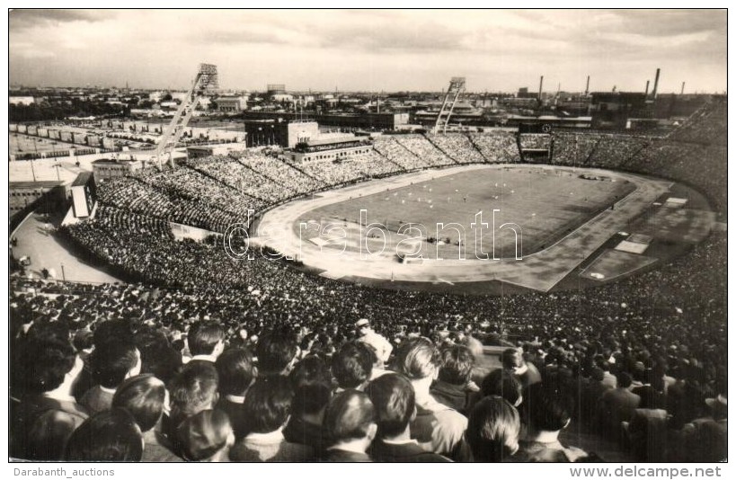 ** T1/T2 Budapest XIV. N&eacute;pstadion, K&eacute;pzÅ‘mÅ±v&eacute;szeti Alap Kiad&oacute;v&aacute;llalat - Non Classés