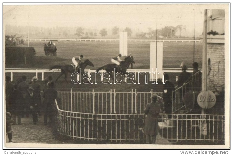 * T2 1927 Budapest IV. &Uacute;jpesti L&oacute;versenyp&aacute;lya, 3550m-es Eml&eacute;kverseny Befut&oacute;i,... - Non Classés