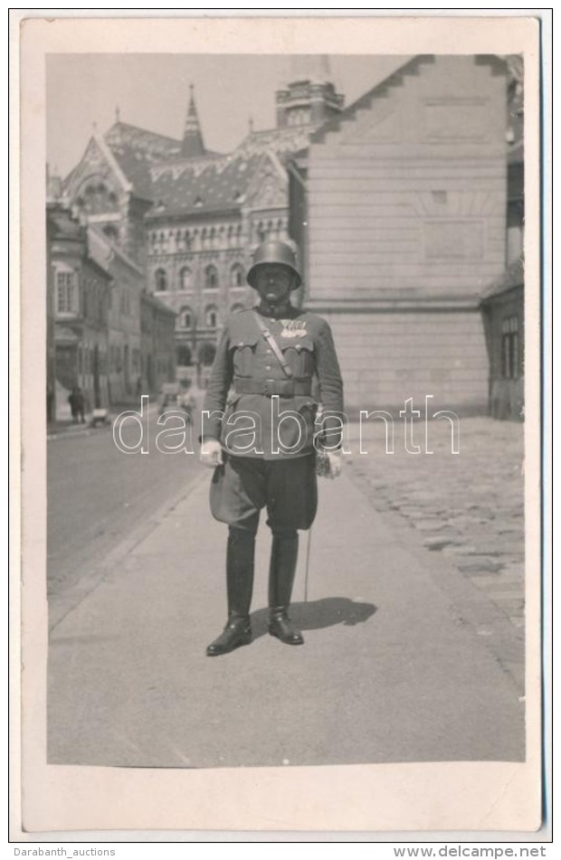 1934 Magyar  Katona A V&aacute;rban, Kit&uuml;ntet&eacute;sekkel. Fot&oacute;lap - Andere & Zonder Classificatie