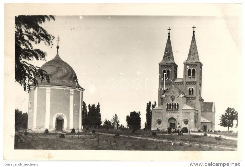 T2/T3 B&eacute;ny, B&iacute;na; R&oacute;mai Katolikus Templom &eacute;s K&aacute;polna / Roman Catholic Church And... - Non Classés