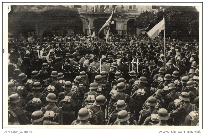 T4 1938 Ipolys&aacute;g, Sahy; Bevonul&aacute;s Katon&aacute;kkal / Entry Of The Hungarian Troops, So. Stpl ... - Sin Clasificación