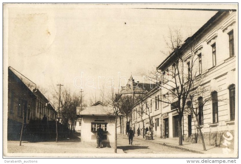 T2/T3 1925 Ipolys&aacute;g, Sahy; Utcak&eacute;p, Kohn Hedvig &uuml;zlete, Doh&aacute;nybolt / Street View With... - Sin Clasificación