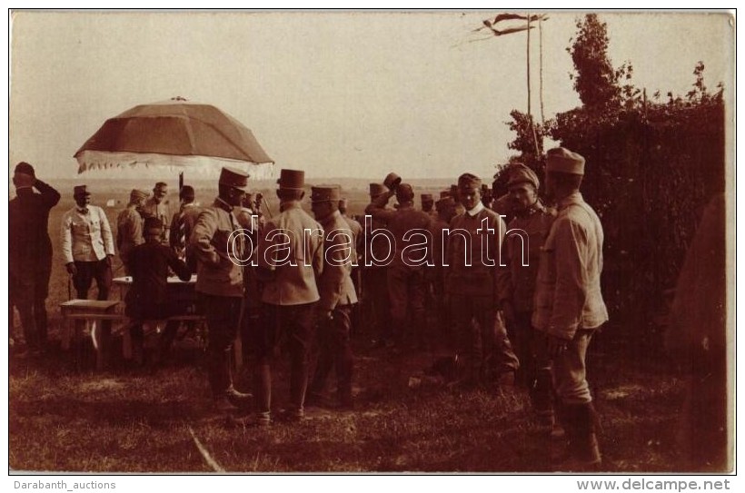 * T2 1915 Piarkow (Galicia), IV. K&aacute;roly Tisztekkel A T&aacute;borban / Charles IV With Soldiers And Officers... - Sin Clasificación