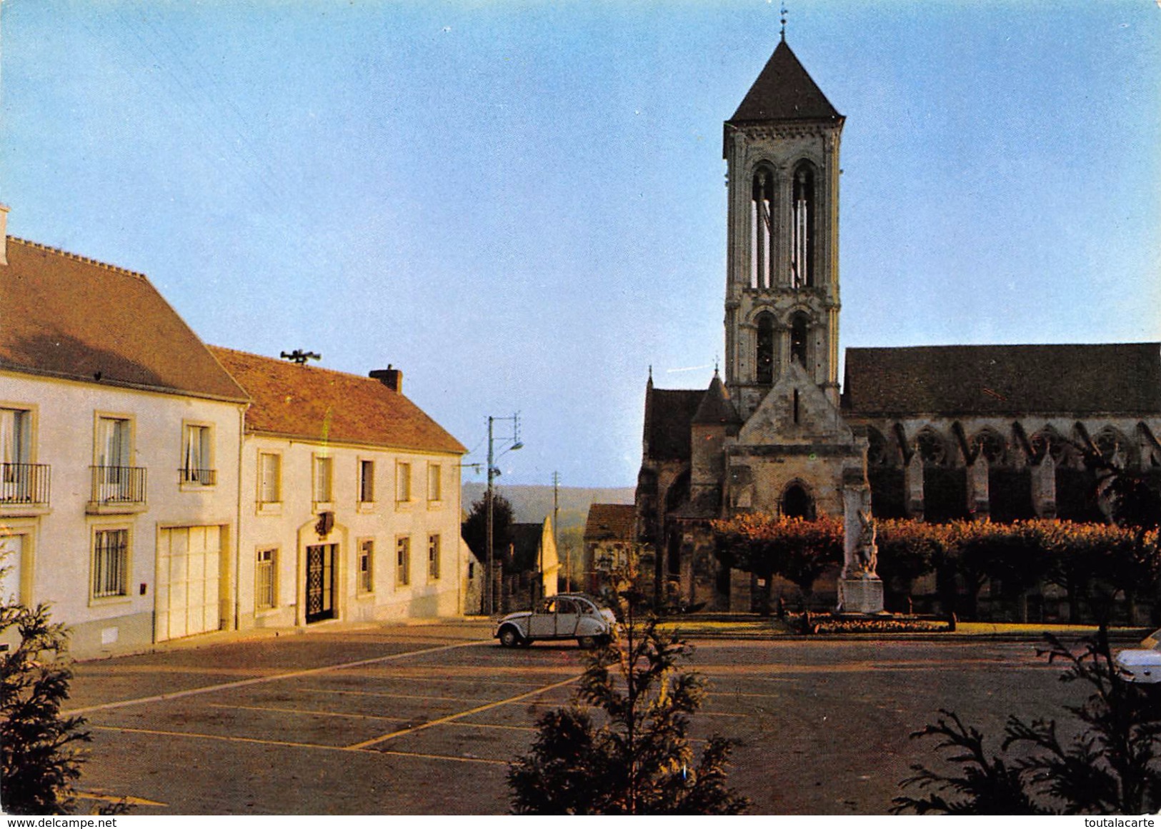 CPSM  95 CHAMPAGNE SUR OISE LA MAIRIE ET L EGLISE    Grand Format 15 X 10,5 - Champagne Sur Oise