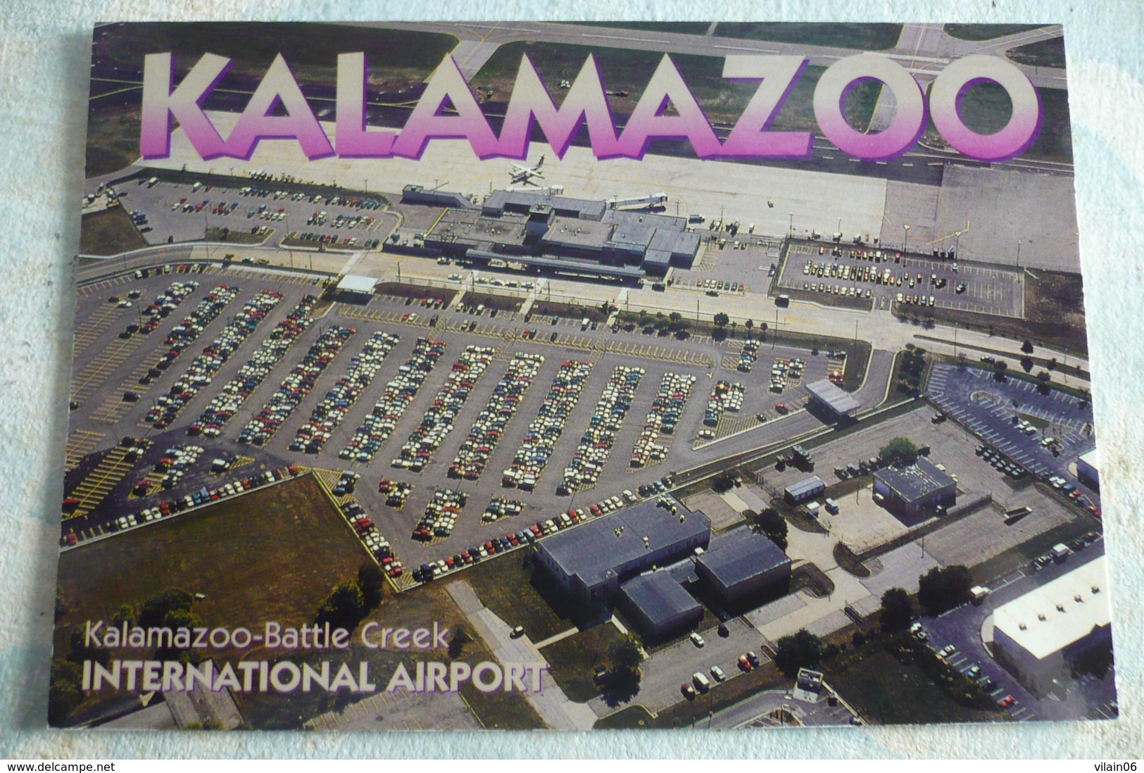 AIRPORT / FLUGHAFEN / AEROPORT      KALAMAZOO BATTLE CREEK  INTERNATIONAL AIRPORT - Aerodrome