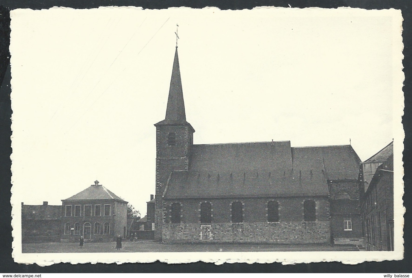 +++ CPA - BLAUGIES - Eglise St Aubain - Extérieur - 1943 - Nels  // - Dour