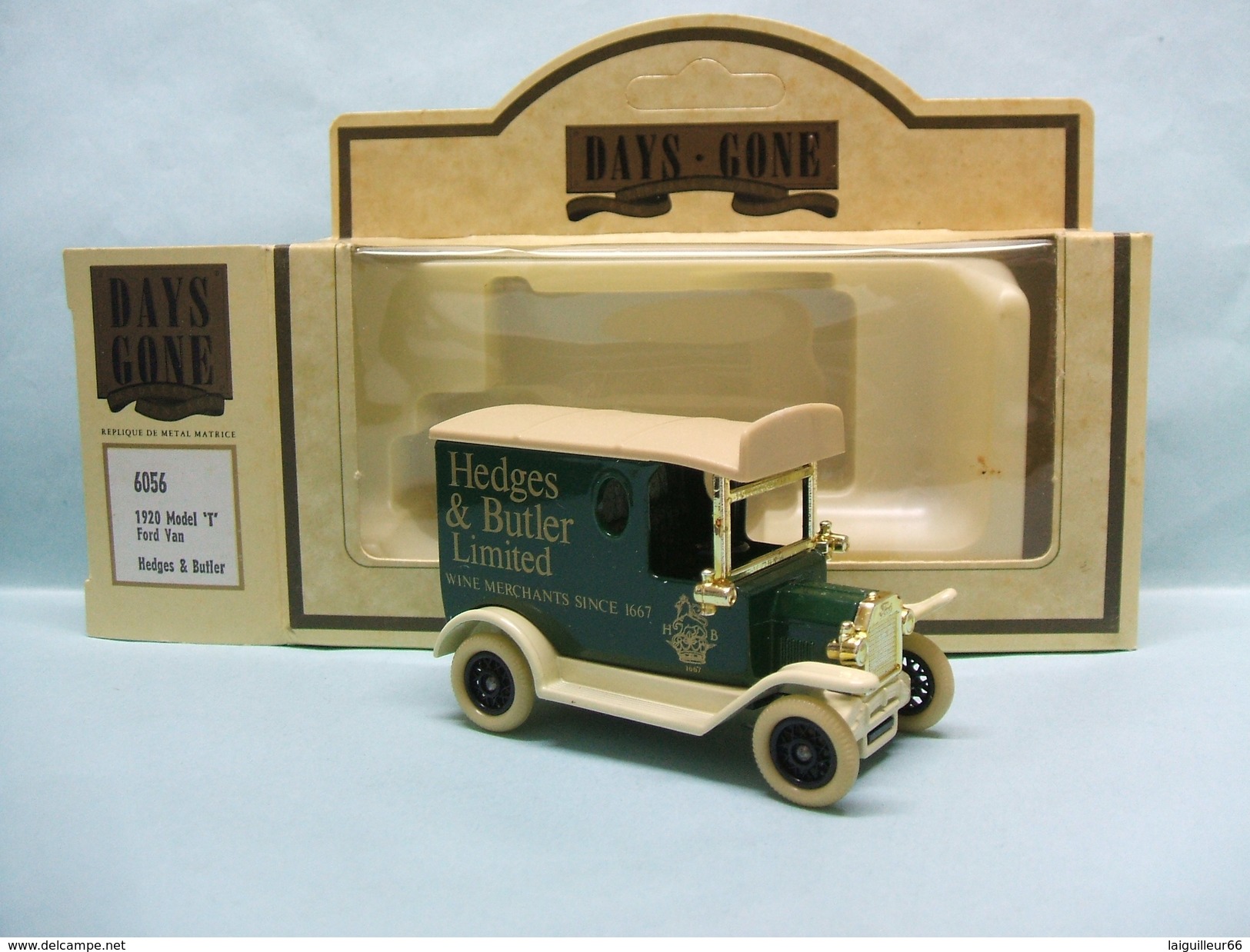 Lledo Days Gone - FORD MODEL T Van Fourgon 1920 HEDGES & BUTLER Réf. 6056 BO - Utilitari