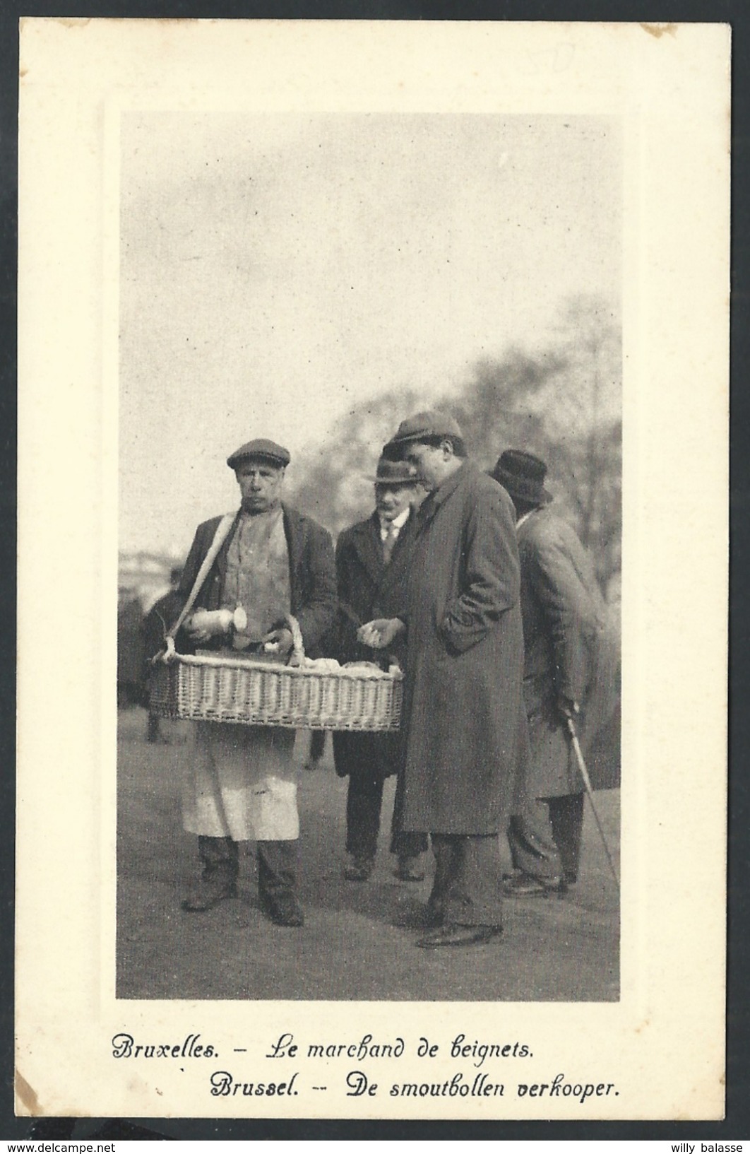 +++ CPA - BRUSSEL - BRUXELLES - Le Marchand De Beignets - De Smoutbollen Verkooper - Métier   // - Straßenhandel Und Kleingewerbe