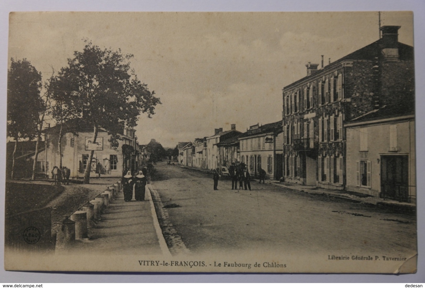 Cpa Vitry Le François Le Faubourg De Chalons - TOK03 - Vitry-le-François