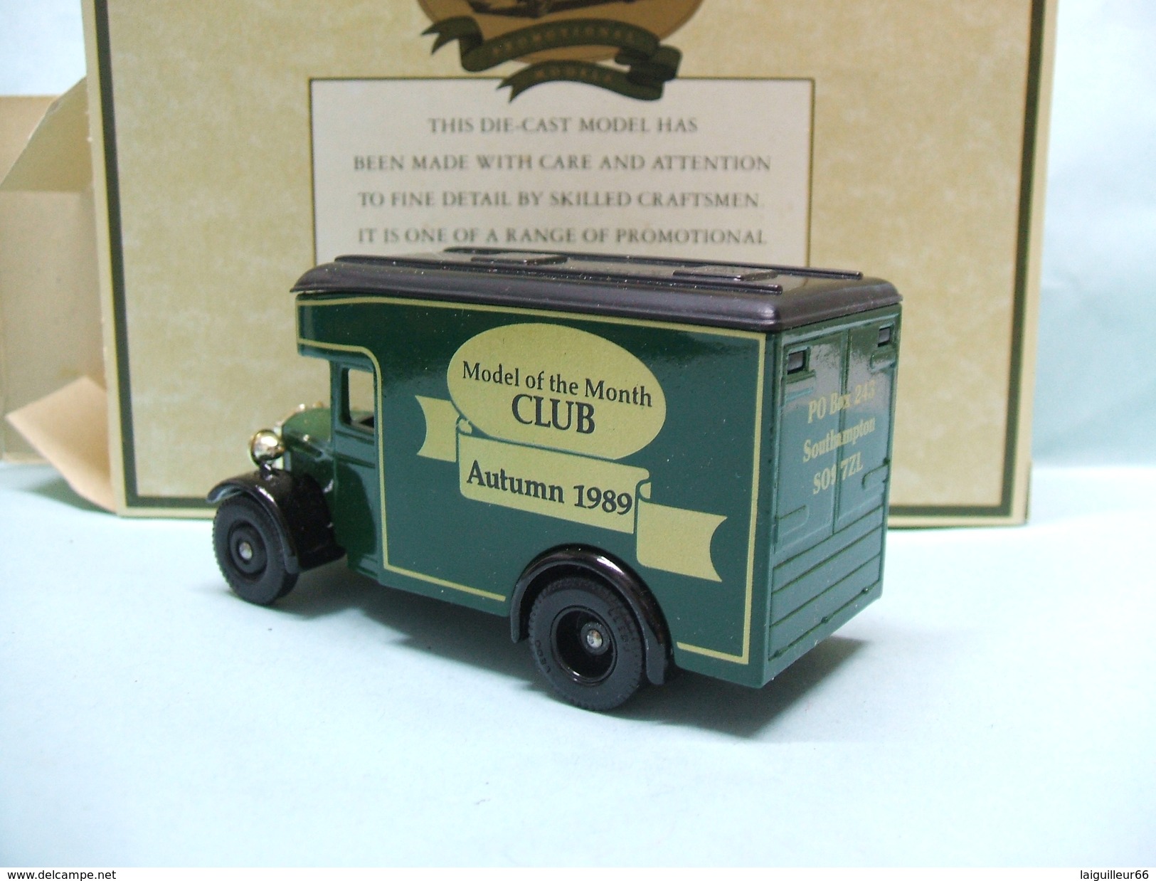 Lledo Promotional Model - DENNIS PARCELS 1934 Van Fourgon MODEL CLUB 1989 BO - Vrachtwagens