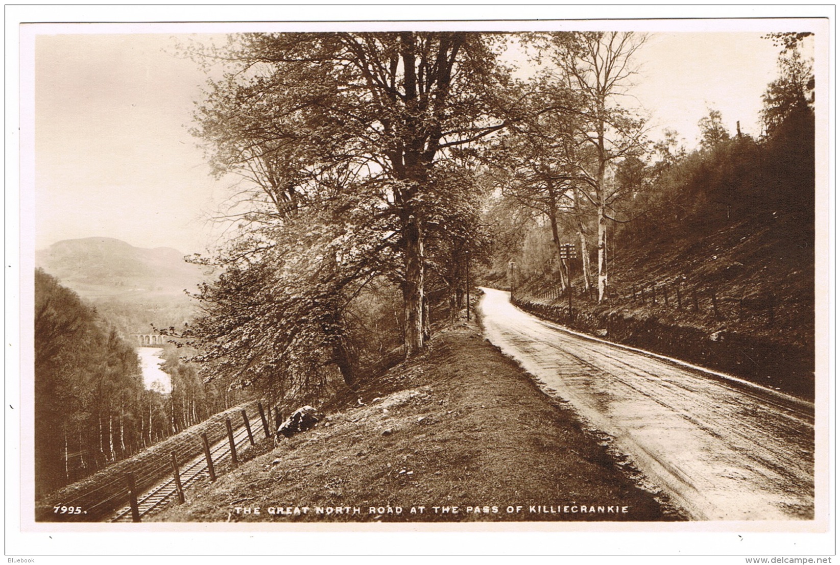 RB 1153 - Real Photo Postcard - Pass Of Killiecrankie Great North Road At Dalnaspidal - Perthshire Scotland - Perthshire