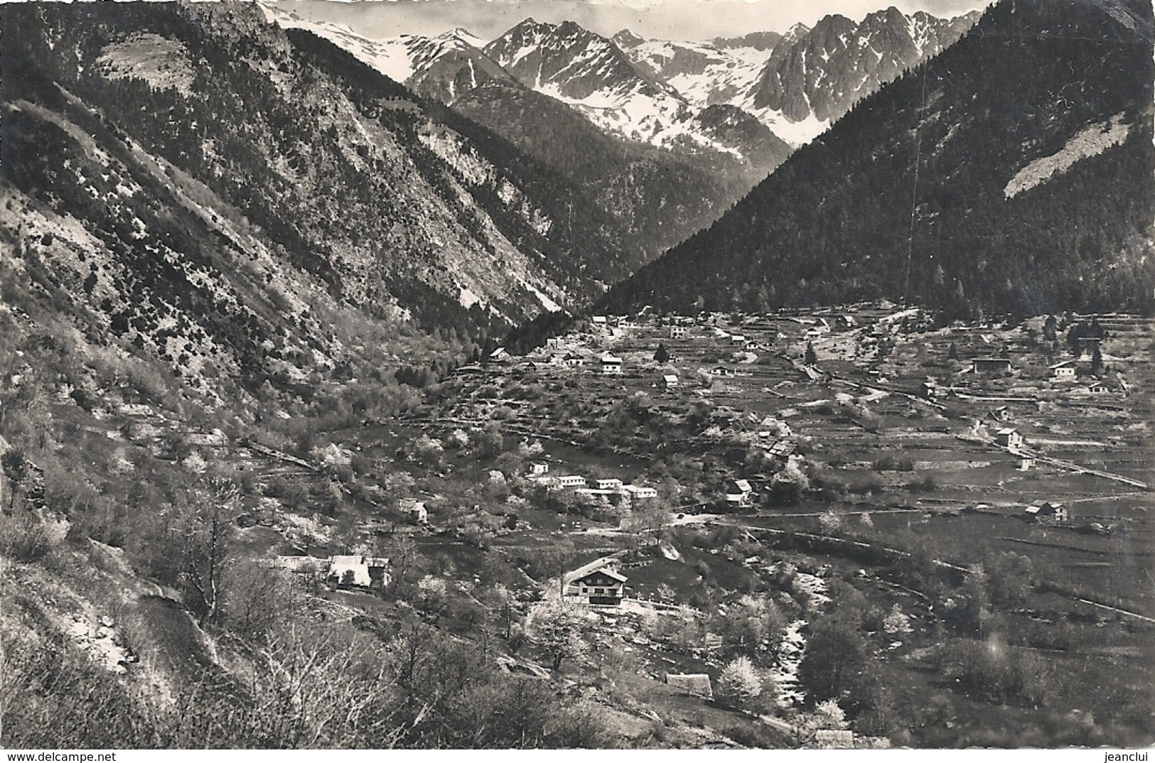 SAINT-MARTIN-DE-VESUBIE . VALLEE DU BOREON , QUARTIER SCLOS . AFFR LE 30-8-1956 AU VERSO . 2 SCANES - Saint-Martin-Vésubie