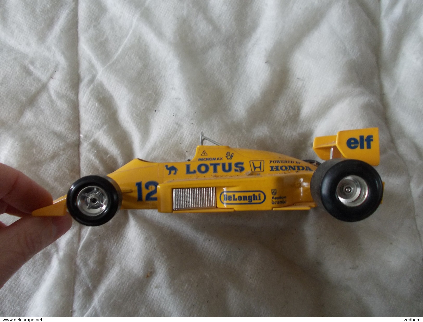 BURAGO 1/24 LOTUS 97 T - Burago