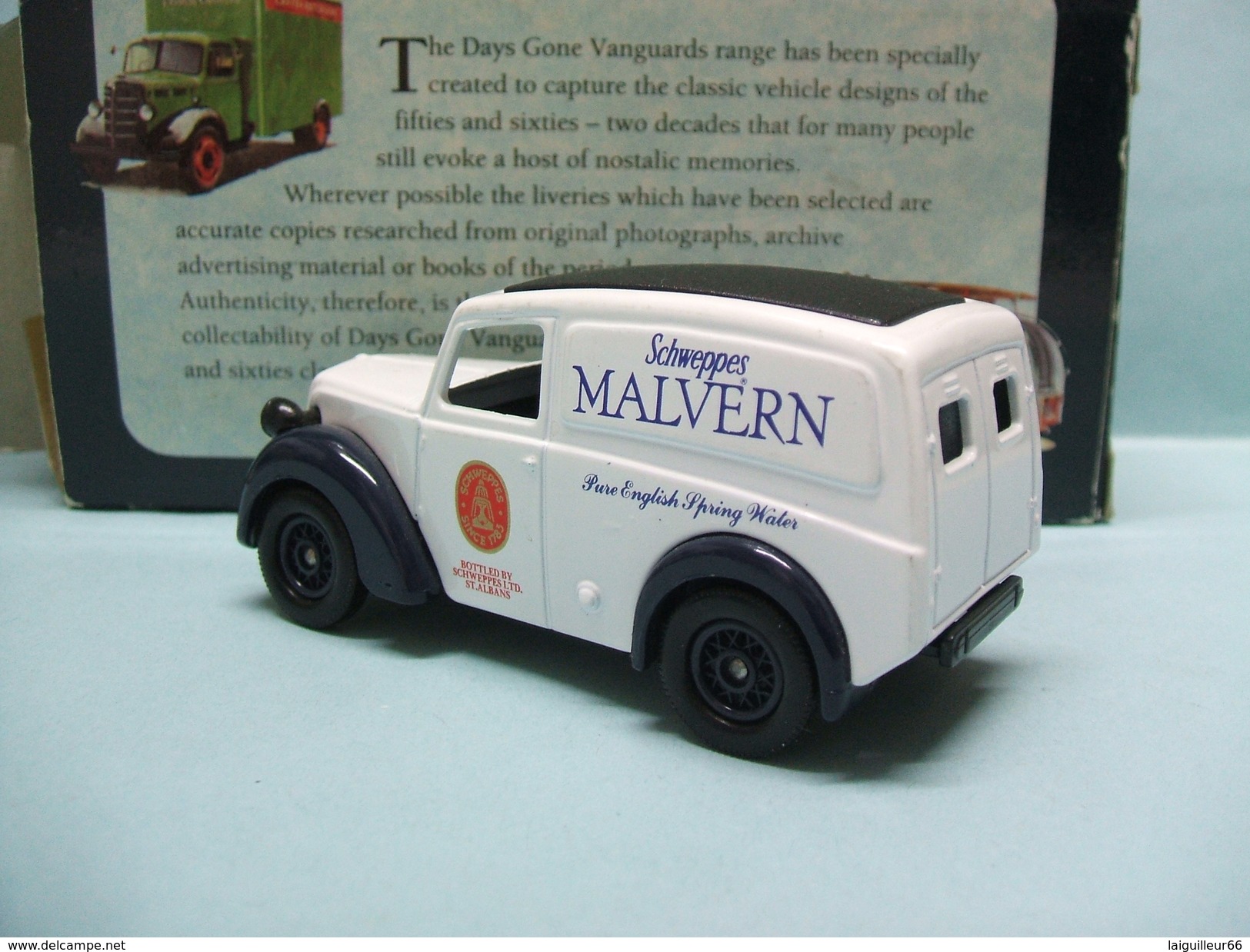 Vanguards Days Gone Lledo - MORRIS Z VAN Fourgon 1950 Schweppes MALVERN WATER Réf. 58001 BO - Vrachtwagens