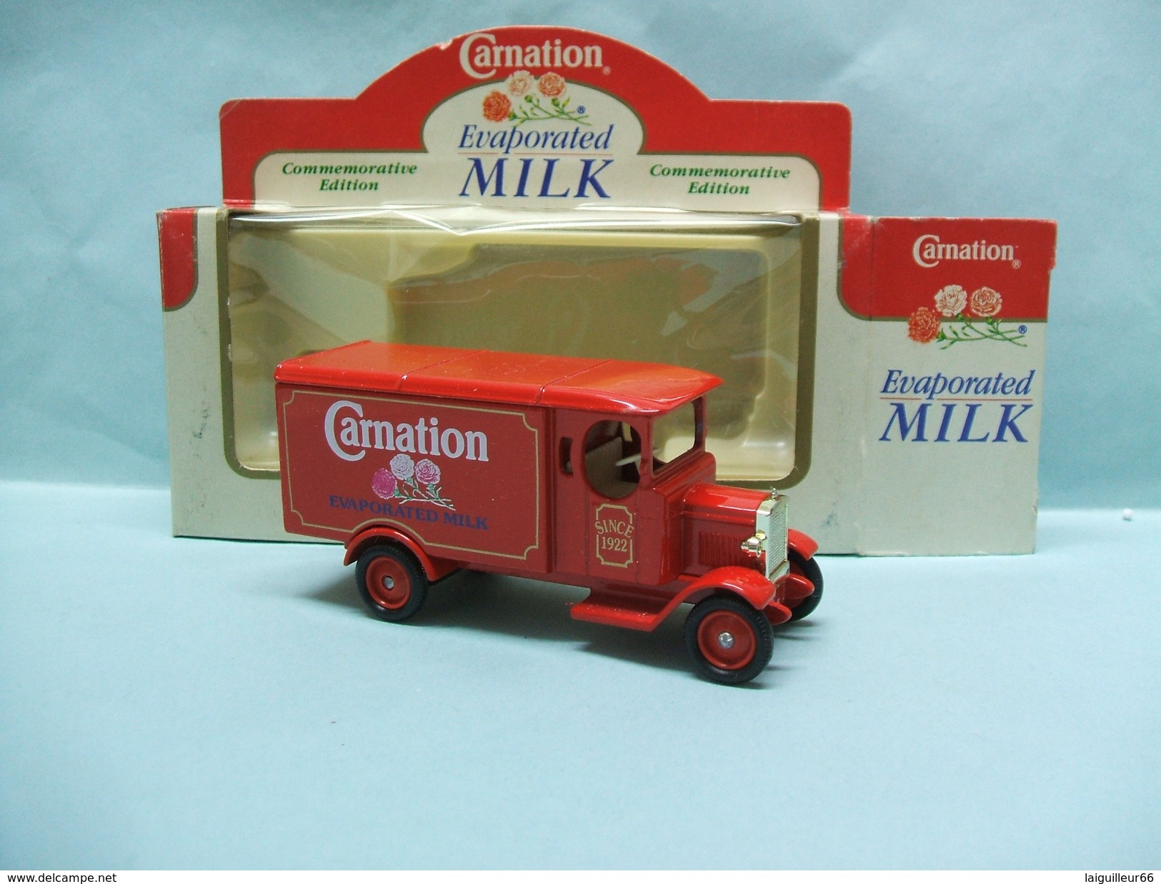 Lledo - MORRIS Van Truck 1931 CARNATION Evaporated Milk BO - Utilitari