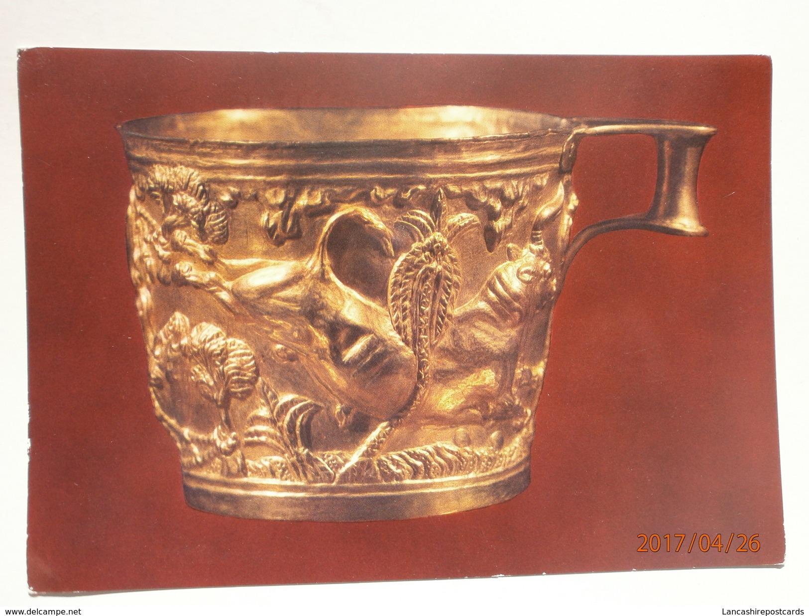 Postcard Athens National Arch Museum Gold Cup From Vaphio My Ref B21226 - Museum