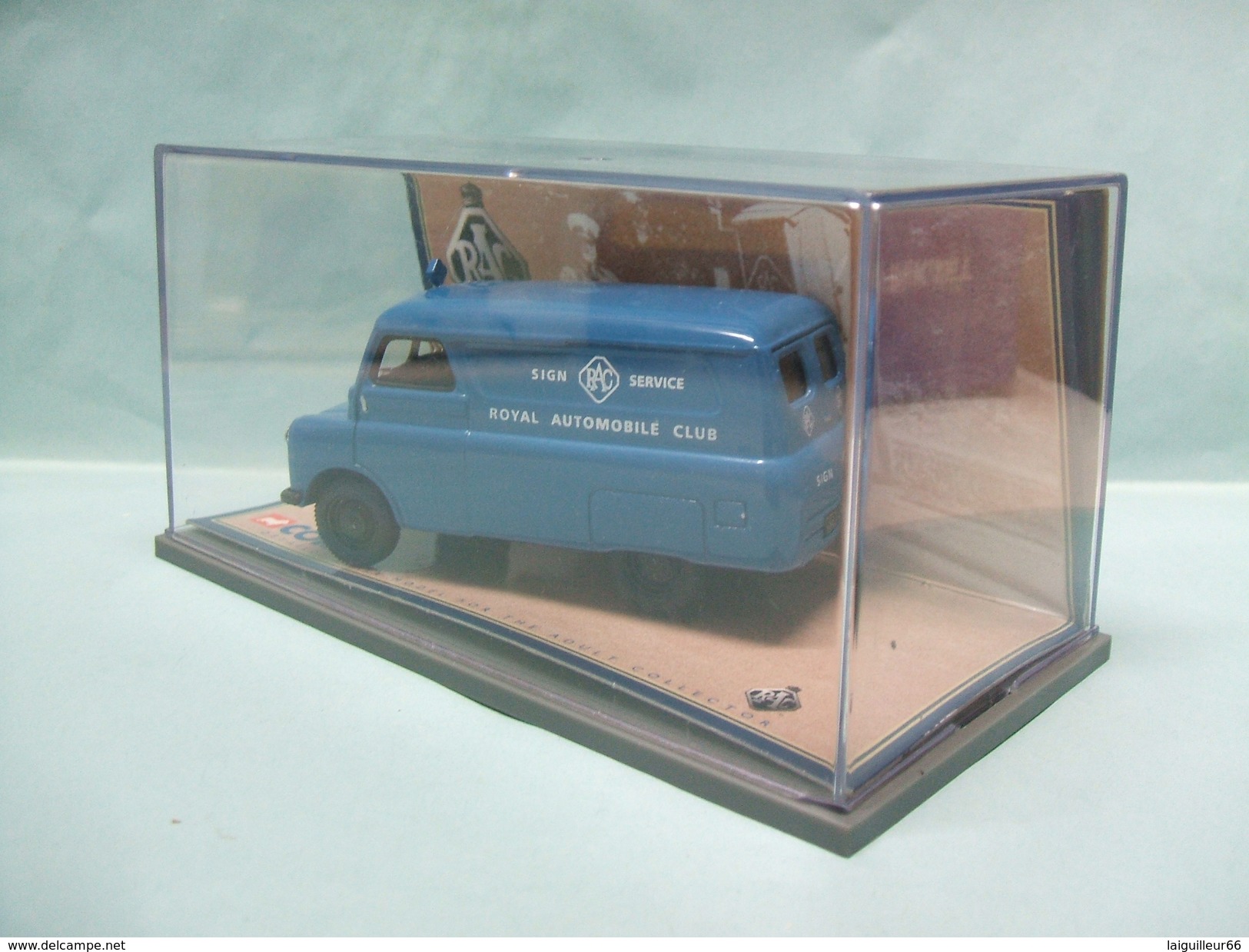 Corgi - BEDFORD CA Van RAC Royal Automobile Club Réf. 05607 BO 1/43 - Corgi Toys