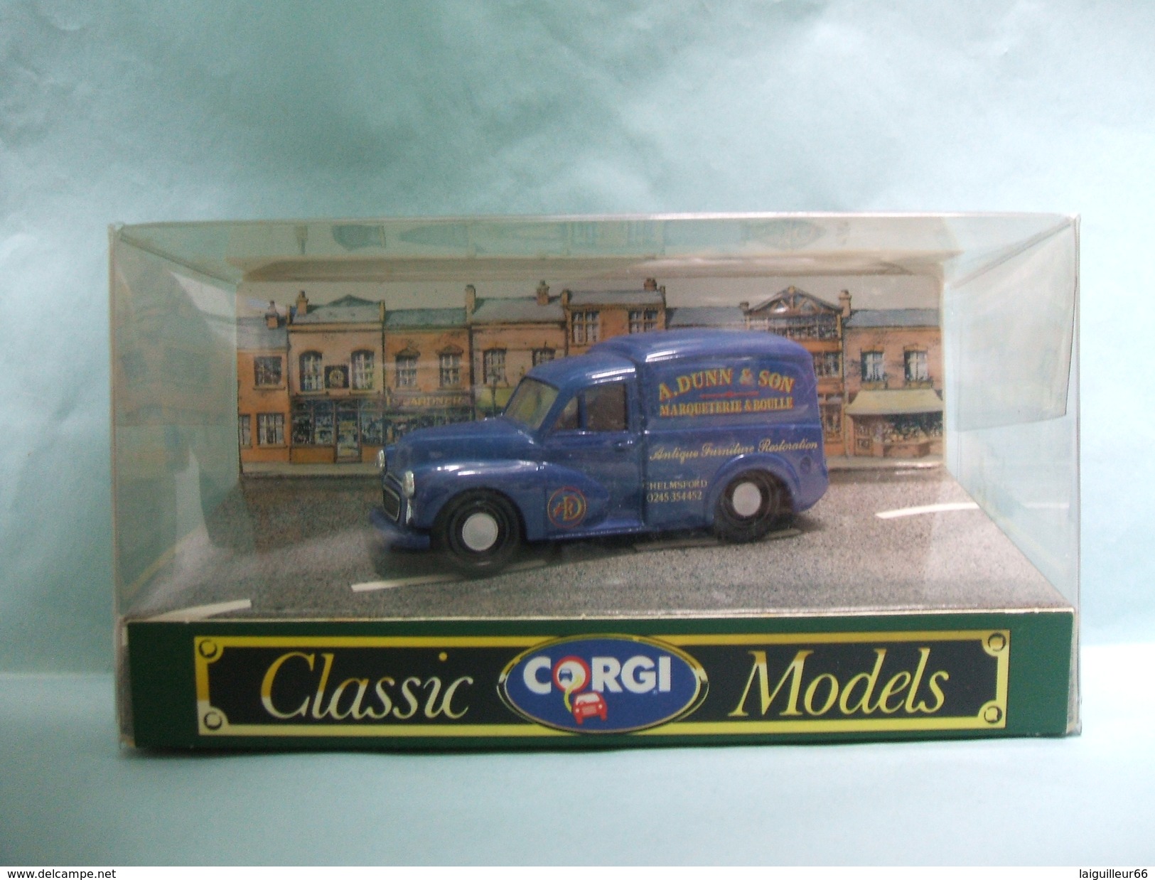 Corgi - MORRIS MINOR 1000 Van A. DUNN & SON Réf. 96844 BO 1/43 - Corgi Toys