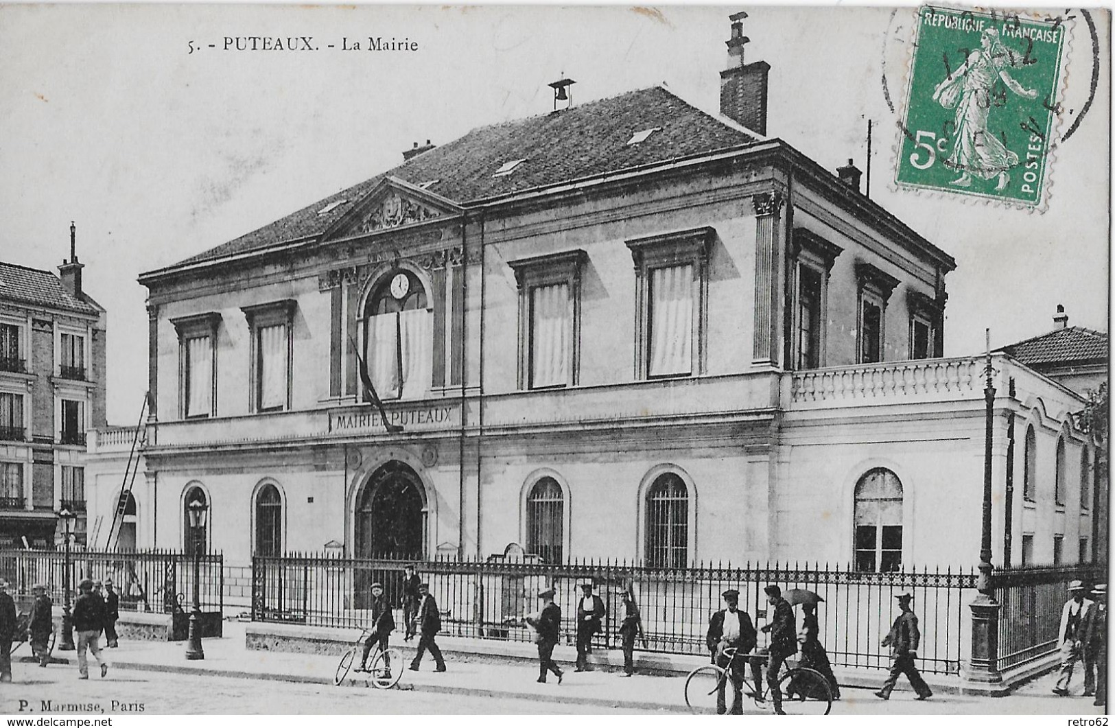 PUTEAUX &rarr; La Mairie Avec De Nombreux Passants &#x25BA;ca.1915&#x25C4; - Puteaux