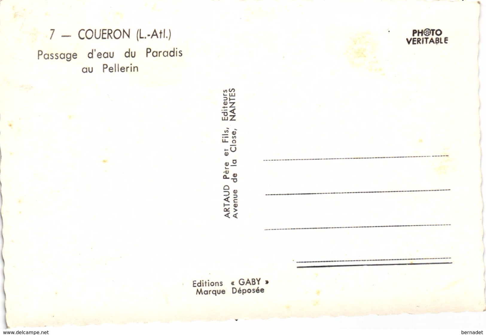 COUERON .... PASSAGE D'EAU DU PARADIS AU PELLERIN .... DAUPHINE RENAULT ... AMI 6 CITROEN ... DS CITROEN - Autres & Non Classés