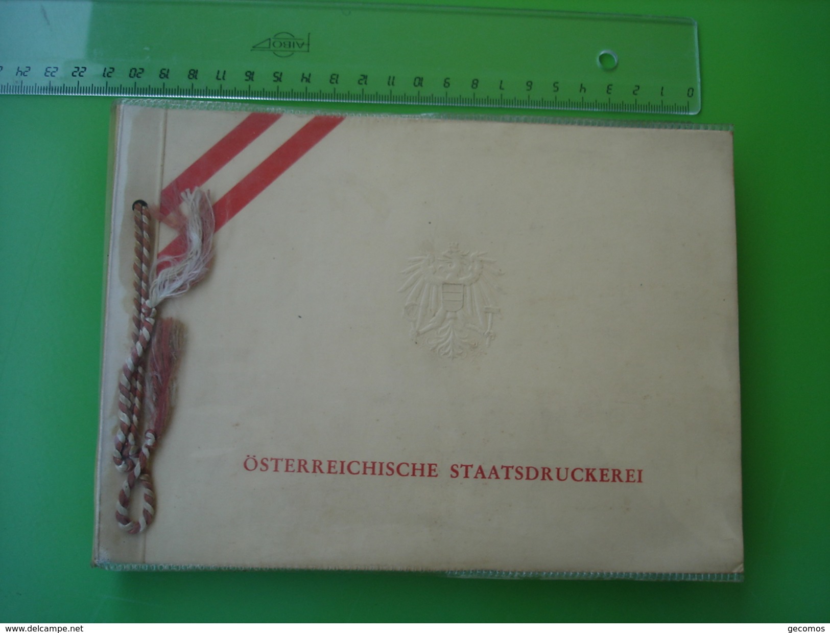 ALBUM DE TIMBRES - OSTERREICHISCHE STAATSDRUCKEREI - Collections