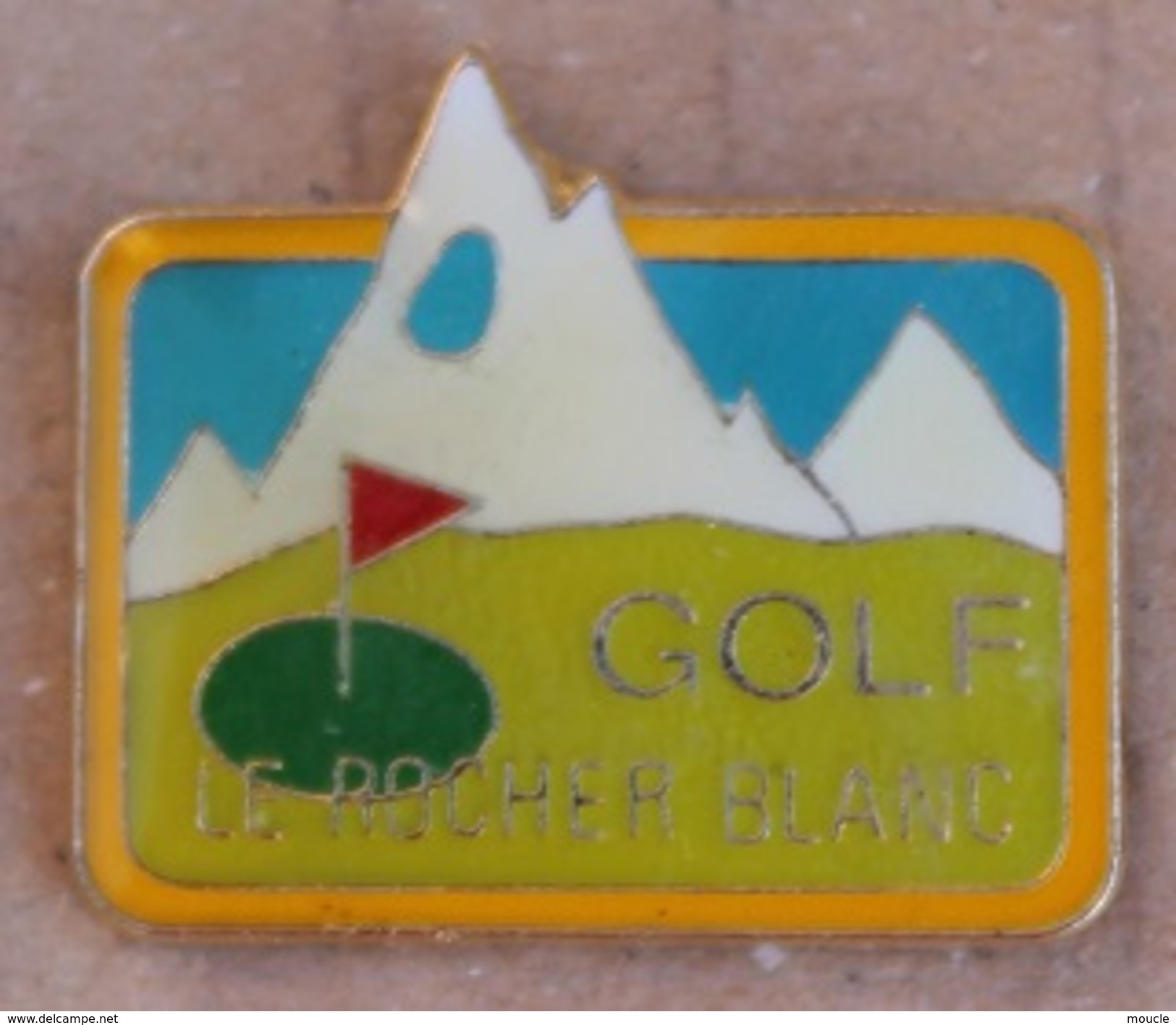 GOLF LE ROCHER BLANC - MONTAGNE   -    (17) - Golf