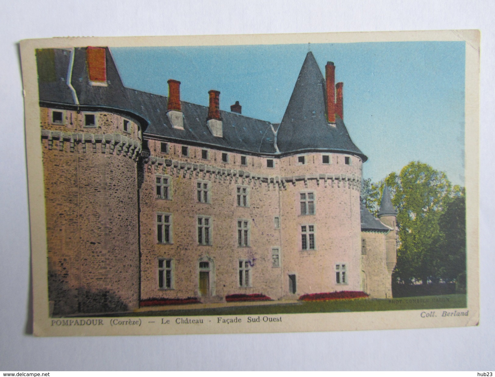 Pompadour, Le Château, Façade Sud-Ouest - Arnac Pompadour