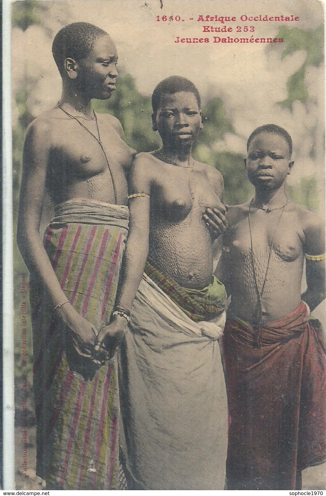 AFRIQUE OCCIDENTALE  - BENIN - DAHOMEY - Jeunes Femmes - Gros Plan - Curiosa - Trou De Punaise - Benin