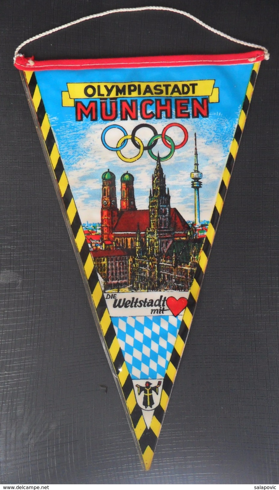 XX. OLYMPISCHE SPIELE 1972 MUNCHEN, XX. OLYMPIC GAMES 1972 MUNICH OLD PENNANT - Apparel, Souvenirs & Other