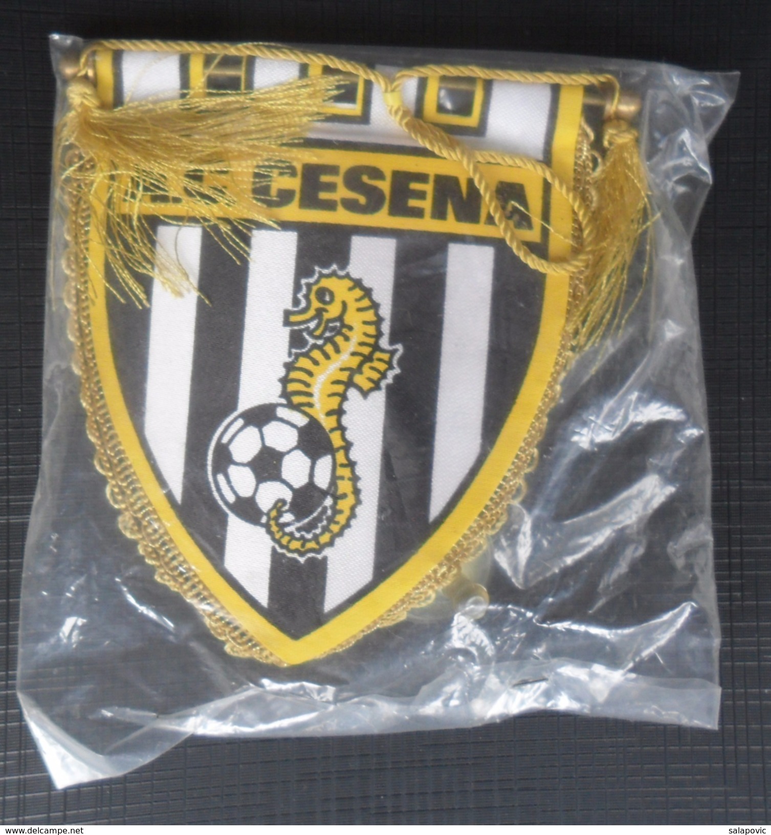 AC Cesena ITALY FOOTBALL CLUB CALCIO OLD PENNANT (not Banned) - Habillement, Souvenirs & Autres
