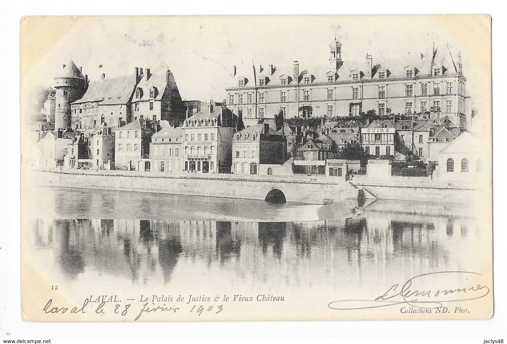 LAVAL  (cpa 53)  Le Palais De Justice Et Le Vieux Château  -     - L 1 - Laval