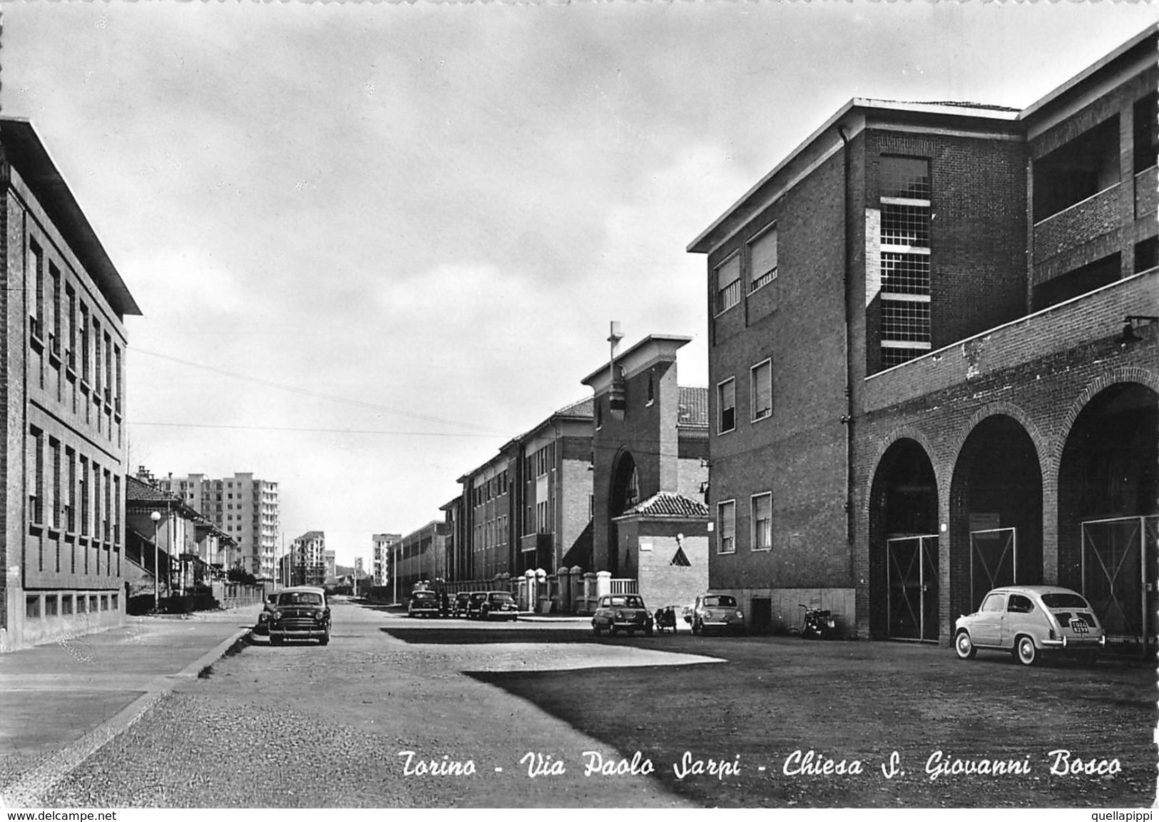 D5749  "TORINO - VIA PAOLO SARPI - CHIESA S. GIOVANNI BOSCO" SACAT 980, ANIMATA, AUTO, VERA FOTO. CART. NON SPED. - Places & Squares