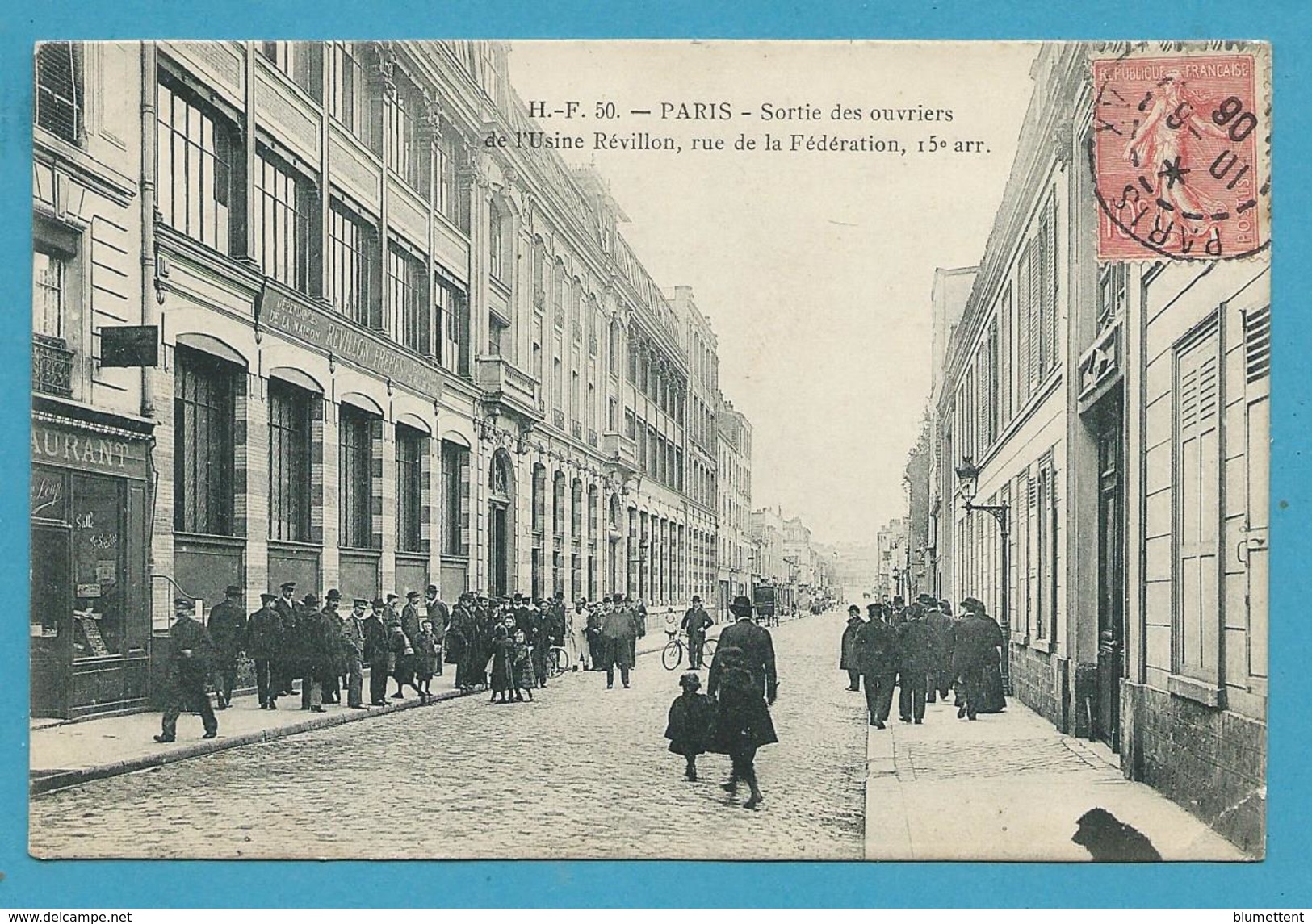 CPA 50 H.F - Sortie Des Ouvriers De L'Usine Révillon Rue De La Fédération PARIS XIIIème - Arrondissement: 15