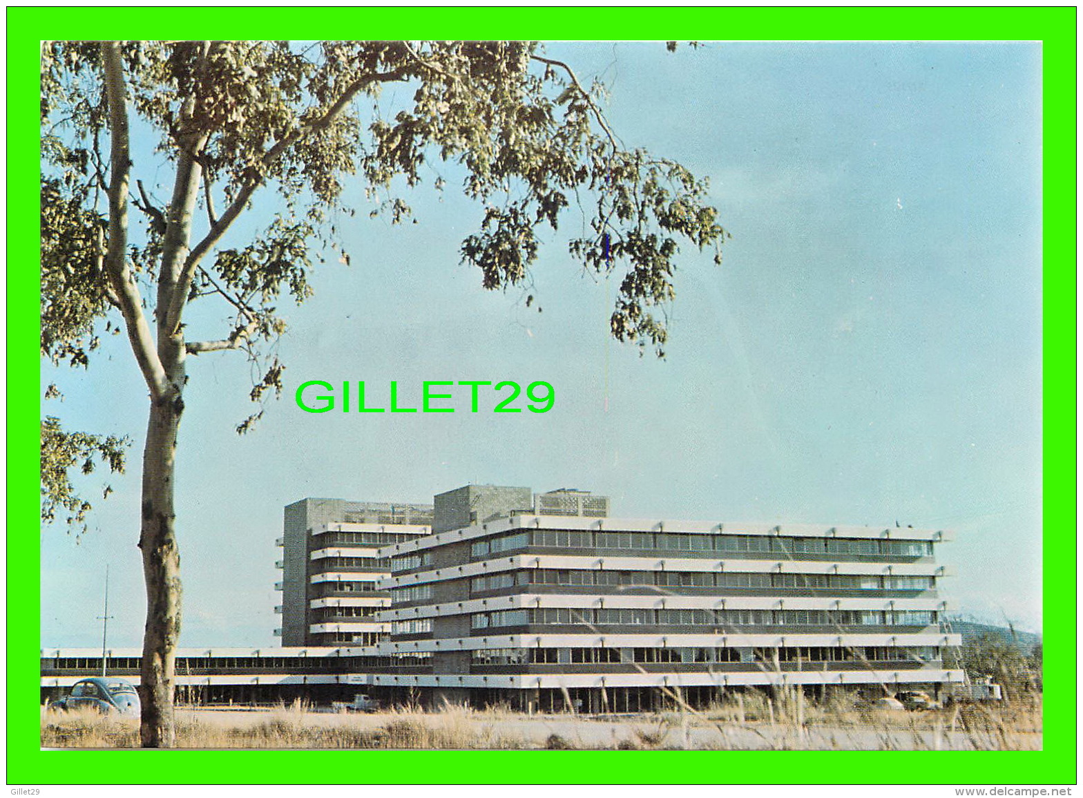 PAPUA, NEW GUINEA - THE CENTRAL OFFICE BUILDING P. N. G. GOVERNMENT - PHOTO BY JAMES SINCLAIR - - Guinée