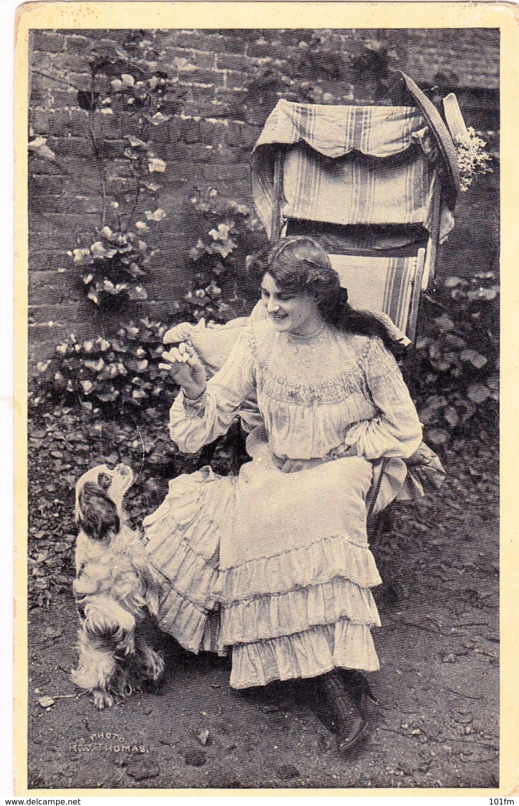 Woman And Dog 1907 - Dogs