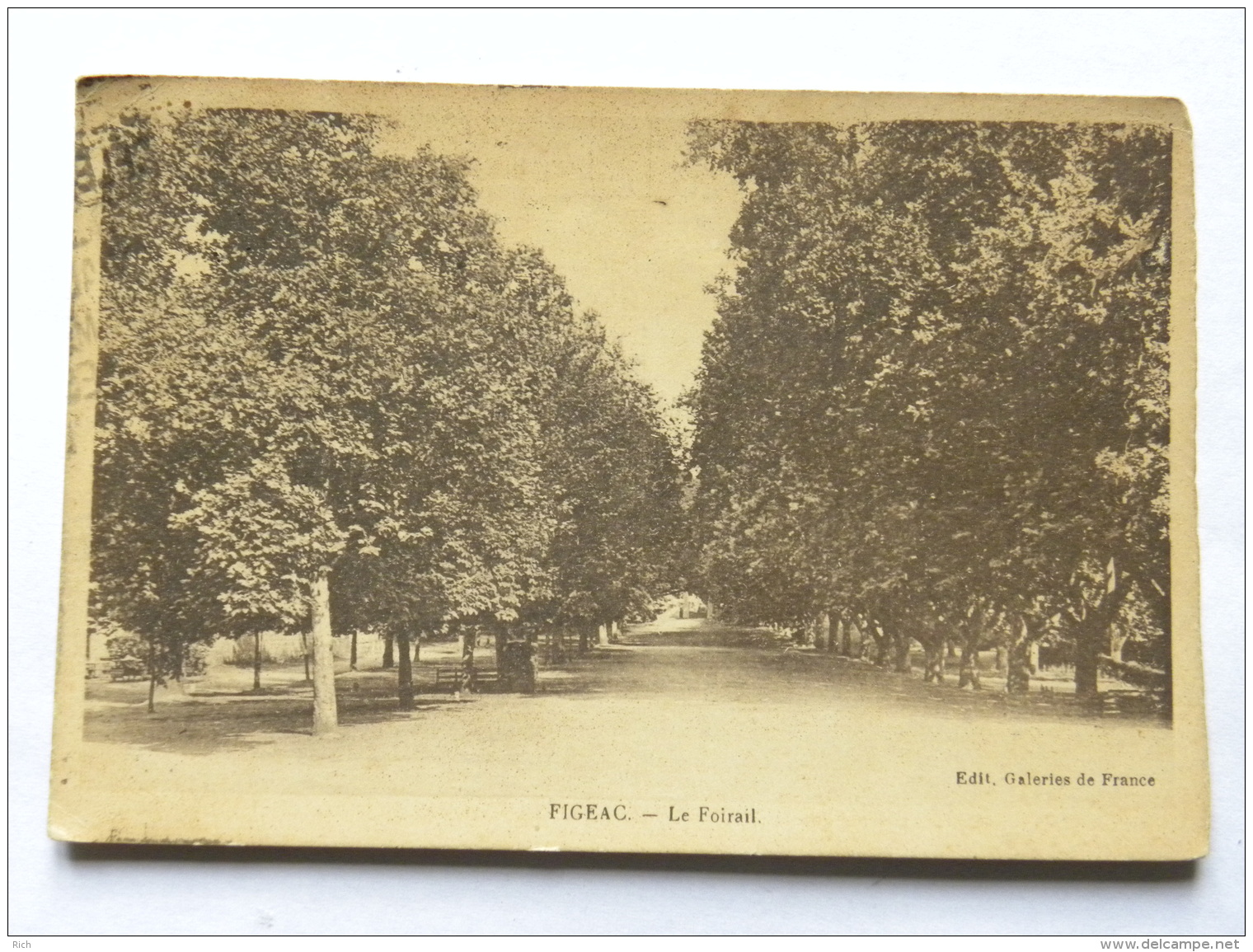 CPA (46) Lot - FIGEAC - Le Foirail - Figeac