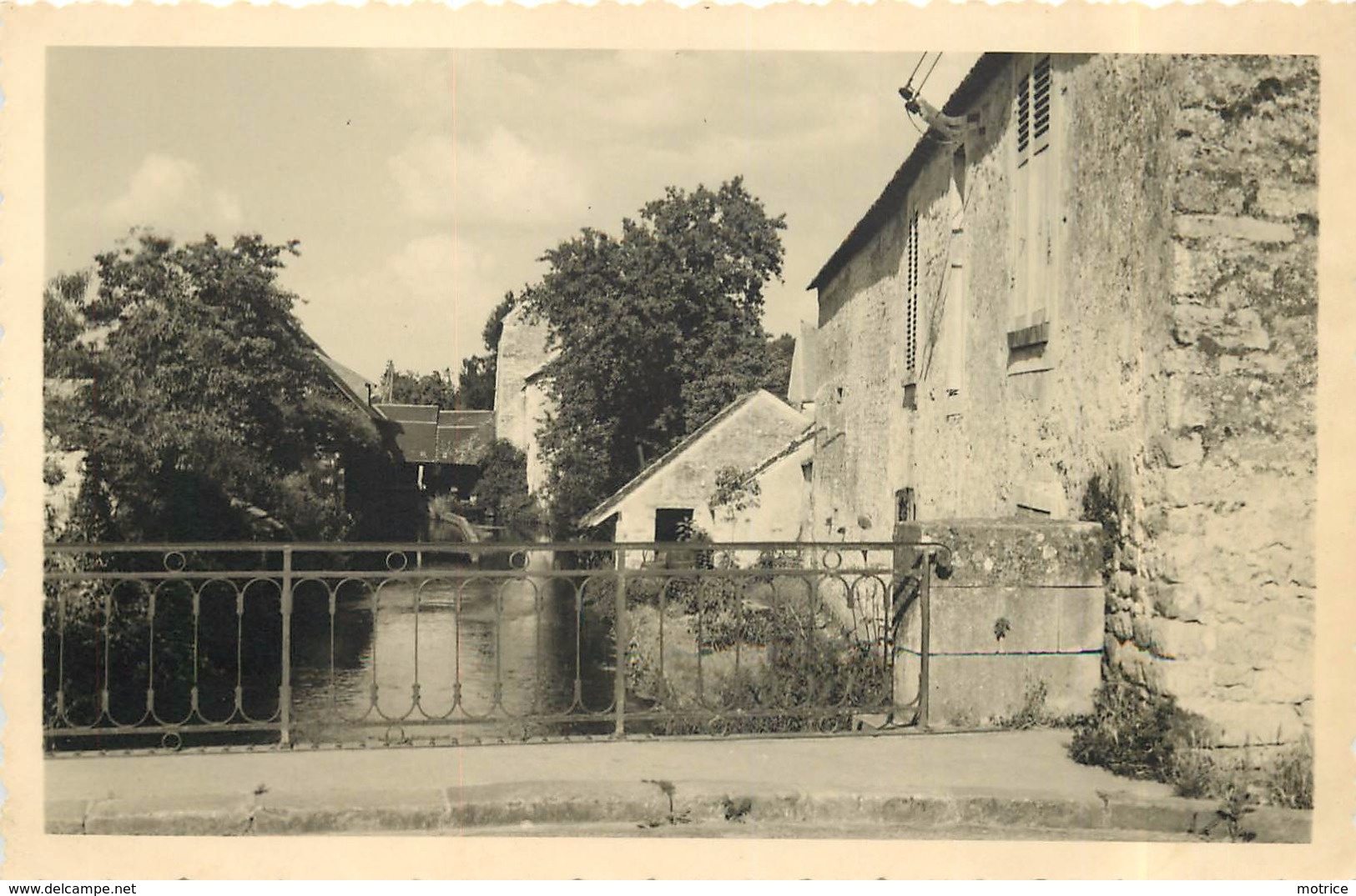 SACLAS -(essonnes) - Paysage Des Bords De La Juine; Photo Format 13,8x9cm. - Lieux