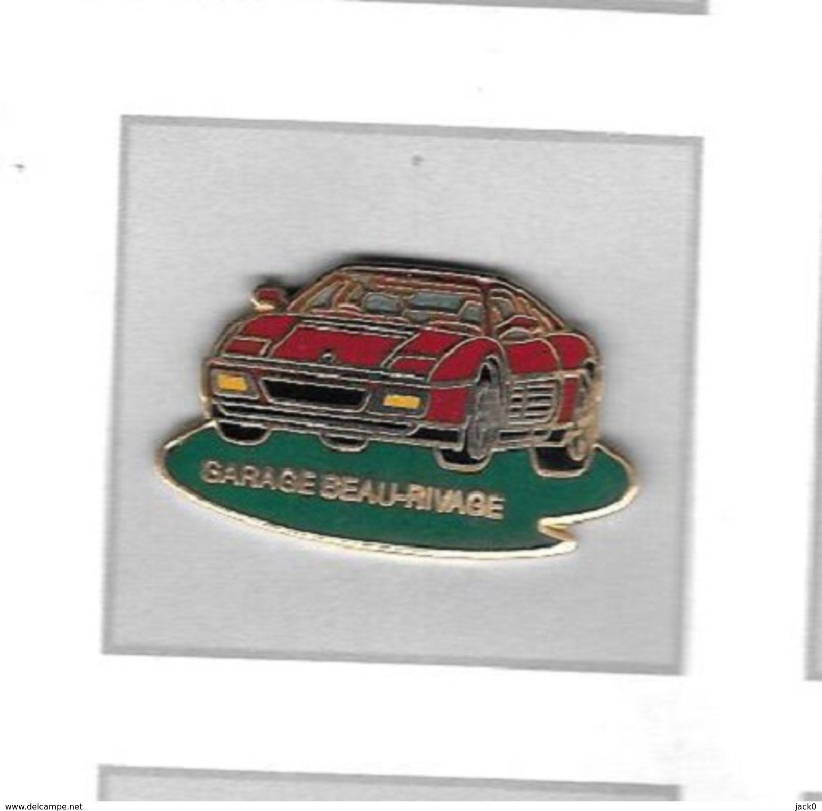 Pin´s  SUISSE, Automobile  PORSCHE ? Rouge, Garage  BEAU - RIVAGE - Porsche