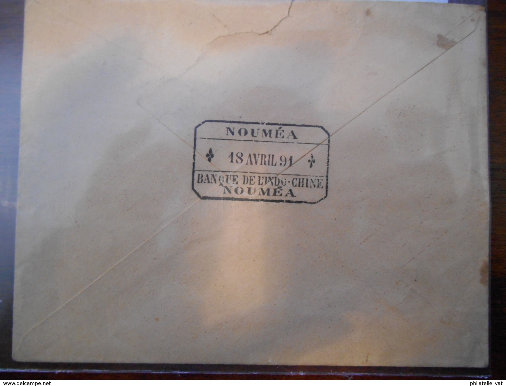 NOUVELLE CALEDONIE - Env De La Banque De L'Indochine - Nouméa Pour Laïta - Avec N°54 - Dos Un Peu Déchiré -1891 - P21471 - Cartas & Documentos